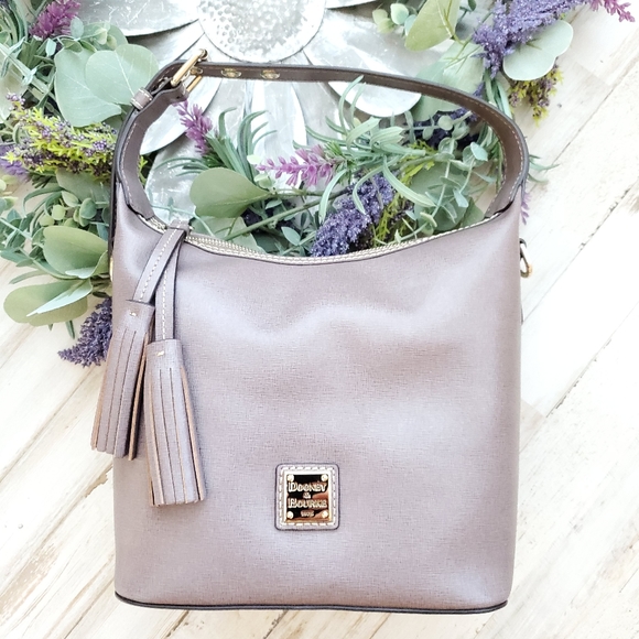 Dooney and Bourke - Picture 4 of 8